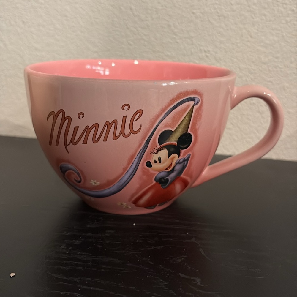 Vintage set of 2 Disney large mugs.  Bambi and Minnie. - Picture 4 of 6